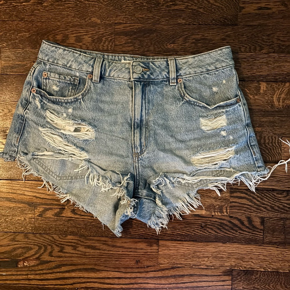 GARAGE DENIM distressed blue Jean shorts size 09
